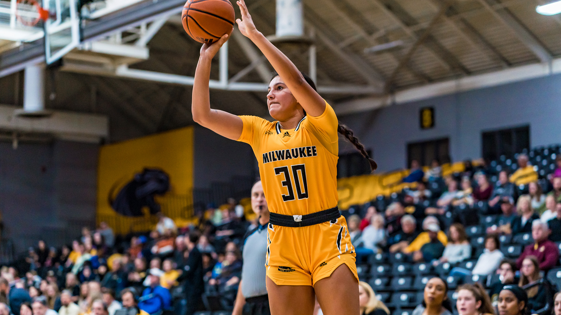 Geaux Panthers! Milwaukee earns milestones, wins on tournament trip